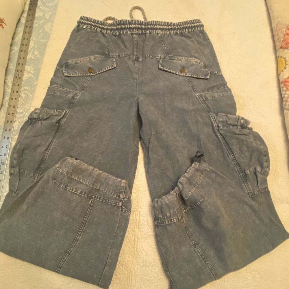 NWOT Oli & Hali Light Blue Wide-Leg Cargo Joggers - Picture 6 of 13